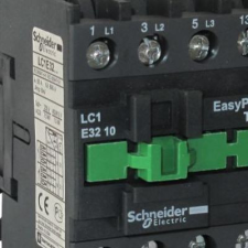 Schneider Electric Zrt. MÁGNESKAPCS 32A 1NC 24VAC villanyszerelés