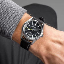 Seiko Quartz SUR517P1 férfi óra karóra karóra