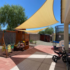 SunGarden Napvitorla - árnyékoló teraszra, háromszög alakú 3,6x3,6x3,6 m Bézs színben - HDPE anyagból kerti bútor