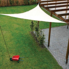 SunGarden Napvitorla - árnyékoló teraszra, háromszög alakú 5x5x7 m Fehér színben - HDPE anyagból kerti bútor