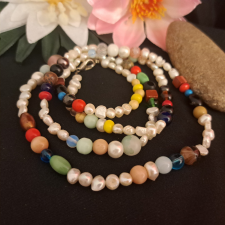  Tenyésztett gyöngy és drágakő nyaklánc ékszer szett