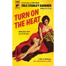 Titan Books Turn on the Heat | Erle Stanley Gardner egyéb könyv