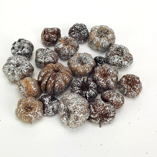  Tökbogyó, ezüst glitteres, 5db/cs, vegyesen. Mérete: 10-12 mm dekorációs kellék