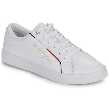 Tommy Hilfiger Rövid szárú edzőcipők TOMMY HILFIGER SIGNATURE SNEAKER Fehér 38 női cipő