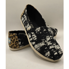  TOMS Classic Black Abstract Canvas Print balerina