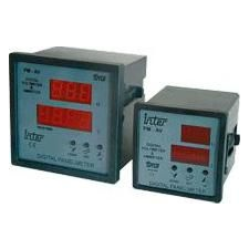 Tracon Electric Digitális amper és voltmérő állítható áramváltó áttétellel - 96x96mm, 500V AC, 0-9500/5A AC DTT-1-96 - Tracon villanyszerelés