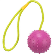 Trixie Ball on a Rope - natúr gumi játék (labda kötéllel) kutyák részére (Ø7/30cm) játék kutyáknak