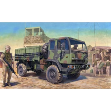 TRUMPETER 1/35 M1078 (LMTV) platós katonai teherautó modell makett