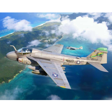  Trumpeter A-6E Intruder 1:72 (01641) makett