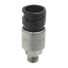 utángyártott Szenzor Steyr 50702150 autóalkatrész