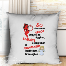 Vicces szülinapi párna - Ördög az ágyban lakástextília