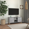 vidaXL betonszürke TV-szekrény tömör fa lábakkal 103,5 x 35 x 50 cm
