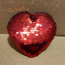 VT Piros flitteres szív párnácska 8,5cm x 8cm dekorációs kellék