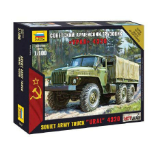  Zvezda Soviet Army Truck Ural 4320  1:100 makett harcjármű (7417) makett